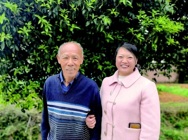 从租客到“亲人”