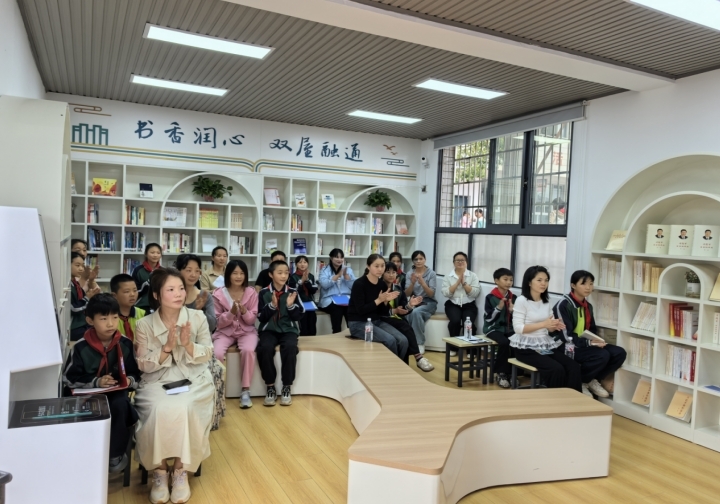 书屋传薪火，童心映丹心——农家书屋共享阅读空间厚植家国情怀